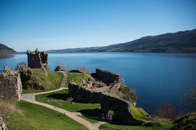 Loch Ness Cruise and Urquhart Castle visit from Inverness - Guides and group size: where the experience can feel personal
